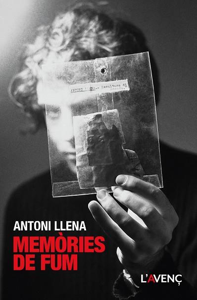 MEMÒRIES DE FUM | 9788418680564 | LLENA FONT, ANTONI | Cooperativa Cultural Rocaguinarda