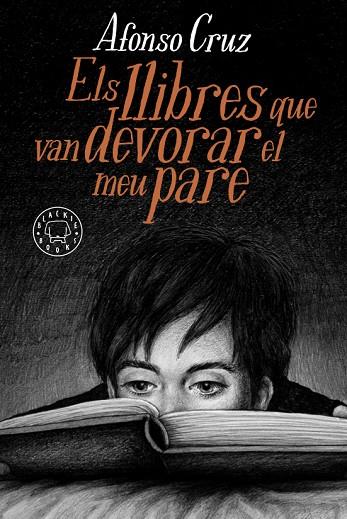 LLIBRES QUE VAN DEVORAR EL MEU PARE, ELS | 9788417552282 | CRUZ, AFONSO | Cooperativa Cultural Rocaguinarda