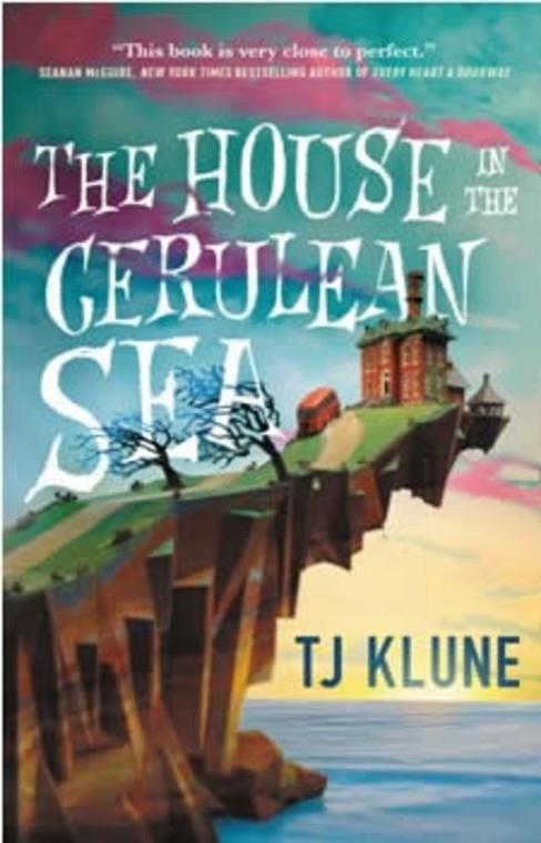 HOUSE IN THE CERULEAN SEA, THE | 9781250217318 | Cooperativa Cultural Rocaguinarda