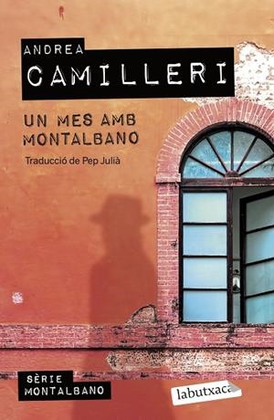 UN MES AMB MONTALBANO | 9788419107145 | CAMILLERI, ANDREA | Cooperativa Cultural Rocaguinarda